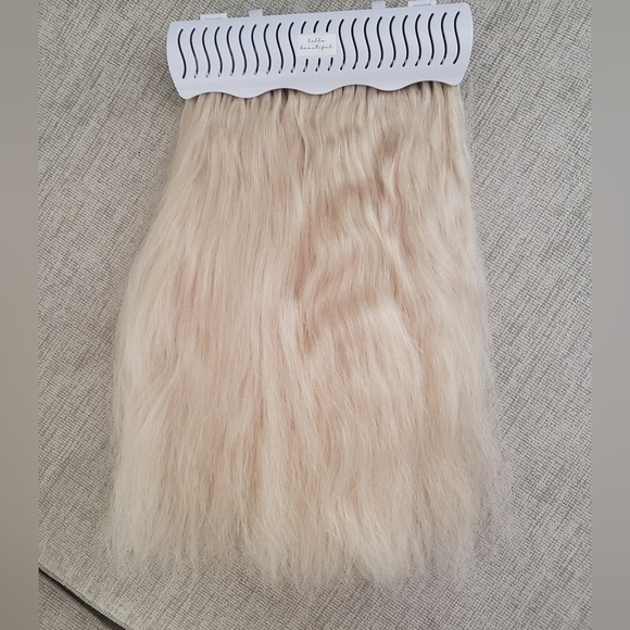 Bellami Hair Boo-Gatti 340g 22" Ash Blonde Hair Extensions - Picture 6 of 6